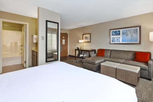 Staybridge Suites Kalamazoo