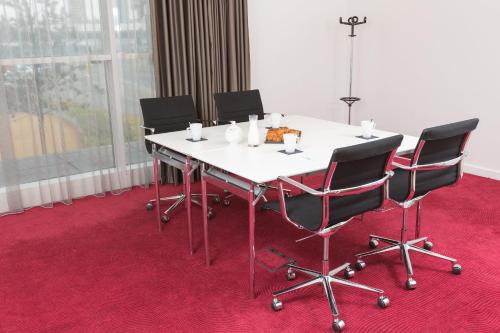 Holiday Inn Manchester-Mediacityuk an IHG Hotel - image 13