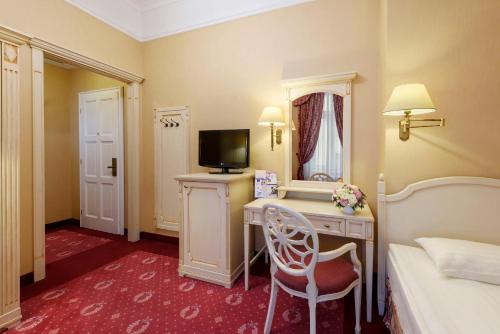 Danubius Hotel Astoria City Center, Budapest (photo 11)