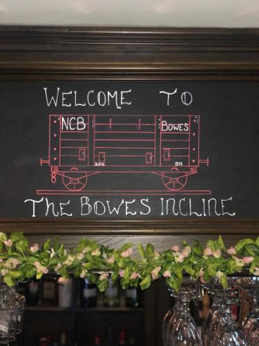 Bowes Incline Hotel - image 9