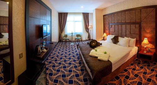 Piano Hotel Baku