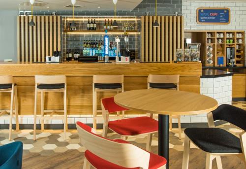 Pub/Lounge, Holiday Inn Express Bristol City Centre By IHG in Bristol