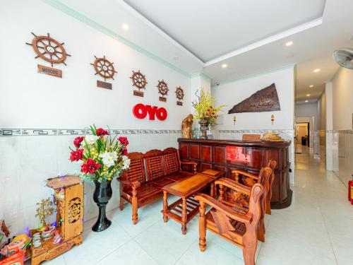 OYO 828 Hoa Giay Hotel