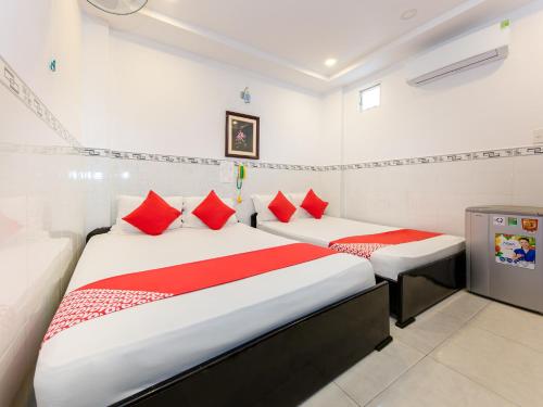 OYO 828 Hoa Giay Hotel