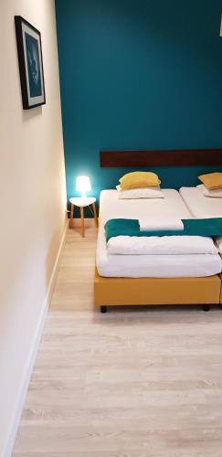 Hello Hostel