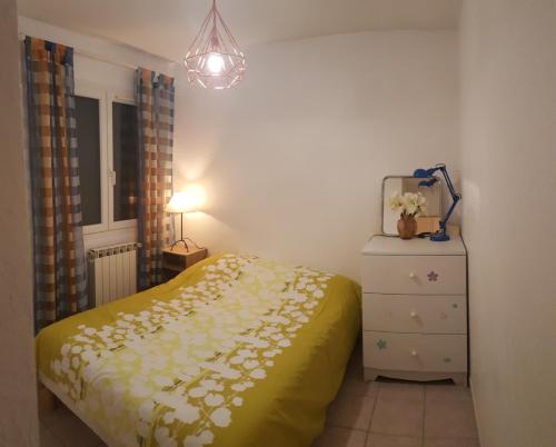 Cosy Room in the centre in 聖羅蘭度瓦
