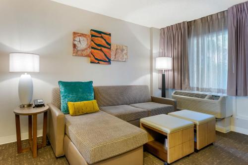 Staybridge Suites - Orlando Royale Parc Suites image 37