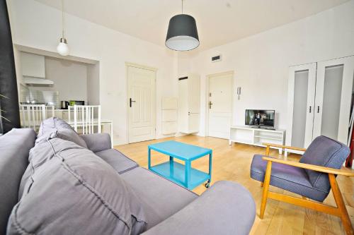 White Rock Apartment - image 2