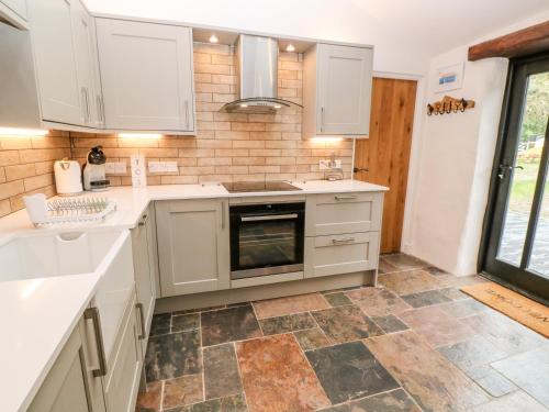 Nana's Cottage - image 11