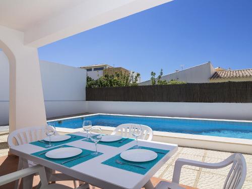 Villa Galé 600m from the beach by Interhome 2