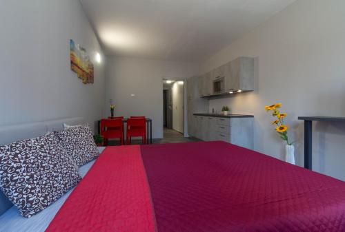 APPARTAMENTO GIRASOLE - image 4