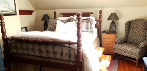 Timbercliffe Cottage Inn – Camden, ME