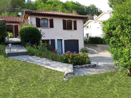 La Meïzou gîte - chambres d hôtes à Champeix - main image