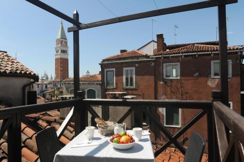 TRA SAN MARCO E RIALTO
