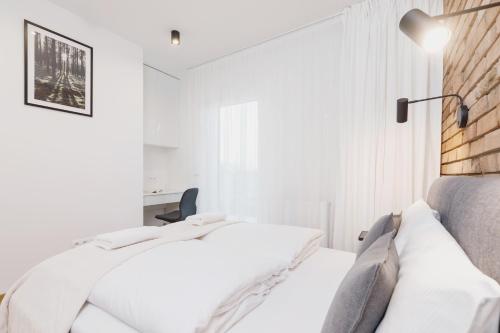 Apartments Supernova near Tauron Arena by Noclegi Renters, Cracovie (photo 8)