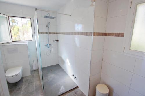 Jean - sea view villa with private pool in Benitachel - image 11