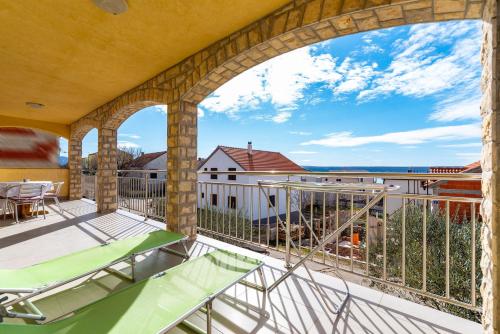  Apartman Anka, Unterkunft in Jasenice