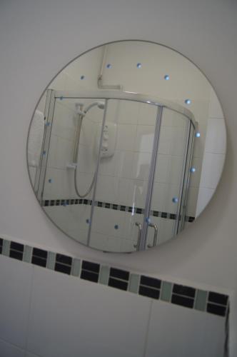 Deluxe Double Room image 7