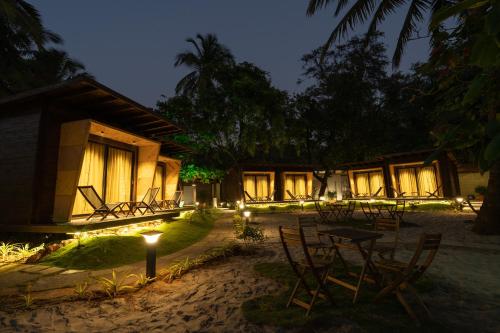 Facilities, Buena Vida Beach Resort in Morjim