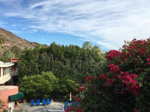 GetAways at Palm Springs Tennis Club in Palm Springs, USA