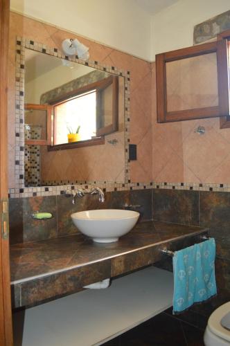 浴室, Alojamiento en casa quinta, habitación privada (Alojamiento en casa quinta, habitacion privada) in 里奧塞巴約斯