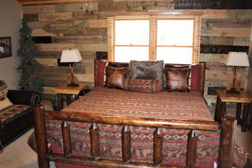 Smokies Edge Chalet - image 8
