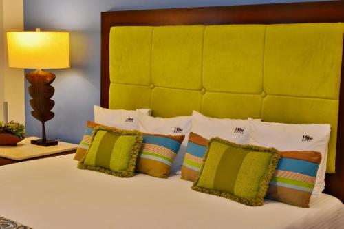 Double Room image 9
