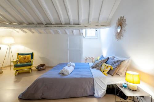 Trevi Fountain Stylish Penthouse IREX Apartment 4