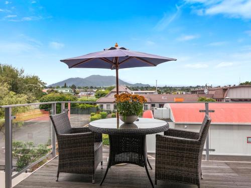 Relax on Roberts - Taupo Holiday Home - image 3