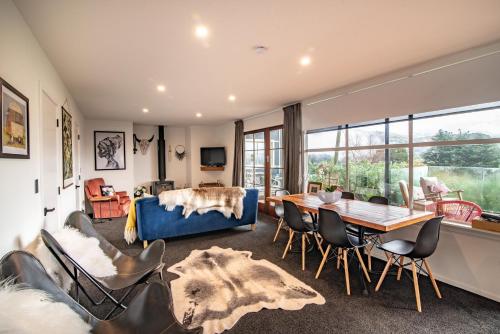 The Grandstand - French Farm Holiday Home in French Farm