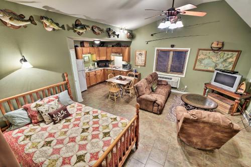 Guntersville Lake Home with Covered Boat Slip! - image 14