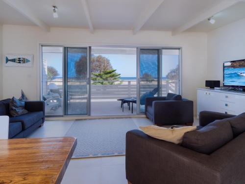 Seaview Getaway in Dunbogan
