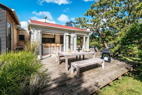 Kereru - Waiheke Holiday Home