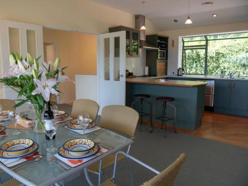 Rue Noyer Lookout - Akaroa Holiday Home