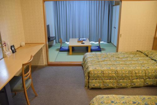 Room with Tatami Area - Non-Smoking