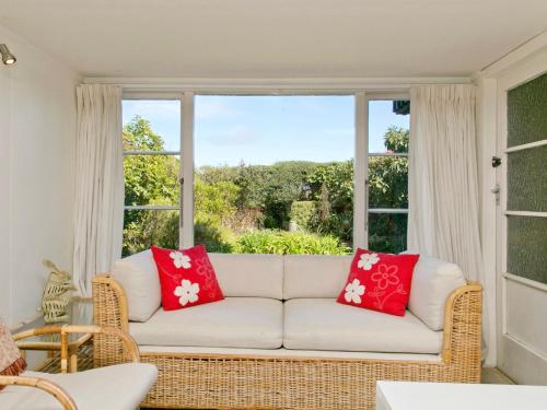 Bliss - Taupo Holiday Home - image 2