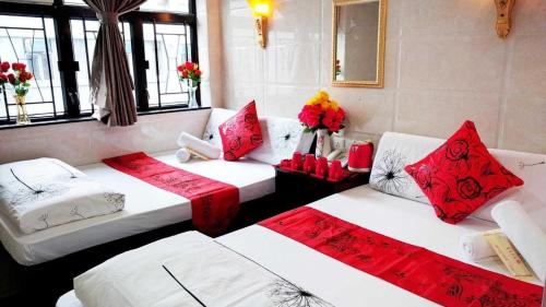 room detail thumbnail 0