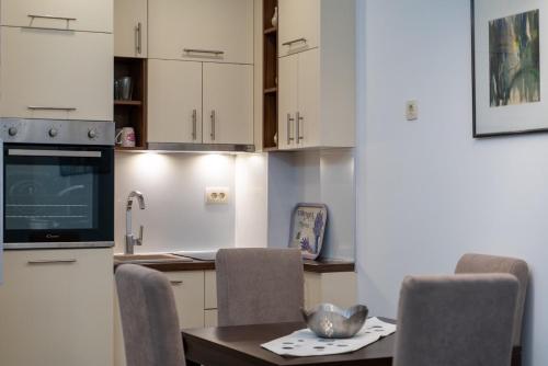 Apartman S9 Vila Pekovic Green - image 5