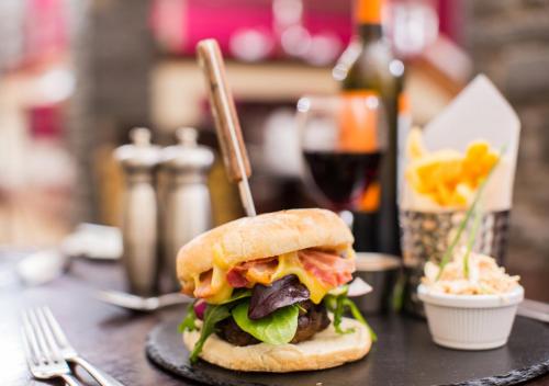 Photo - Castle Hotel Macroom