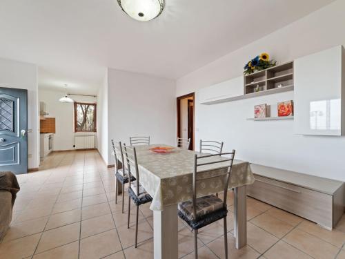 Lovely Apartment in Agropoli with Garden and Fireplace - main image