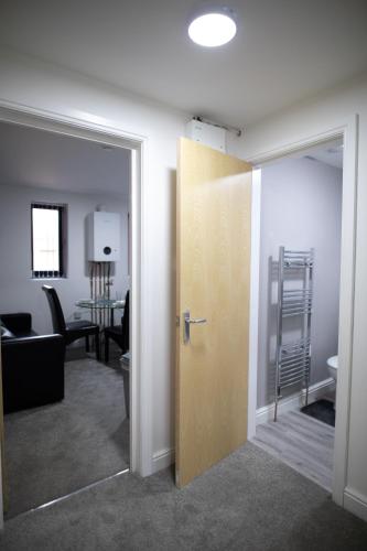 City Lodge Serviced Apartments Worcester City Centre - Parking 4