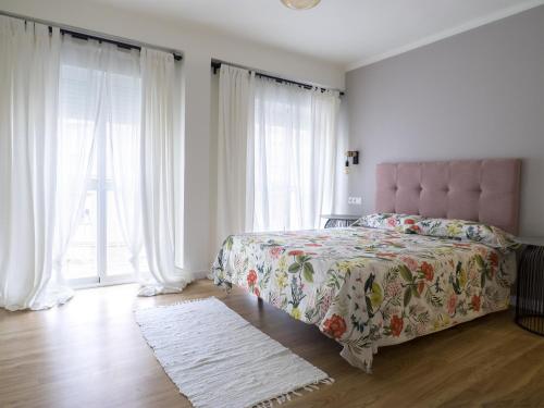 Apartamentos Malaga Flat - image 2