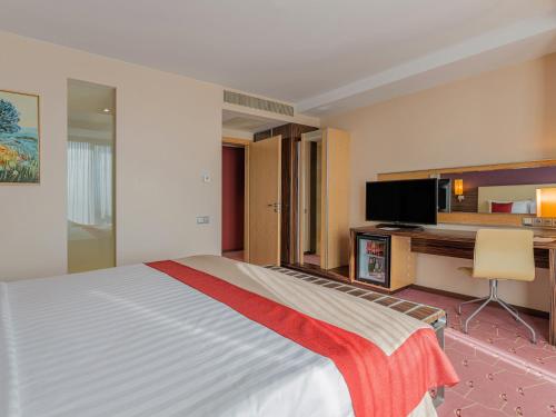 Ramada Sibiu Hotel - image 7