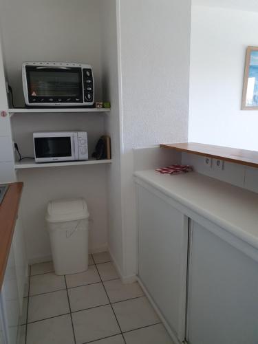 Appartement Golf et Nivelle avec piscine et parking