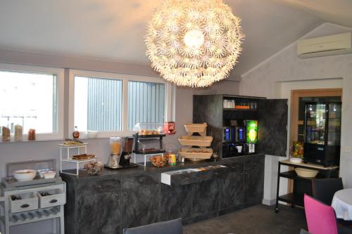 The Originals Boutique Hôtel Les Quatre Salines Le Mont Saint-Michel Sud (Inter-Hotel) - image 13