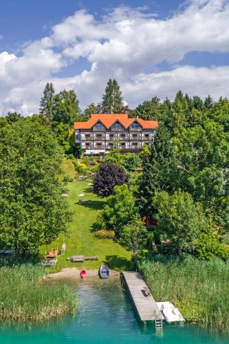 Kleines Hotel Kärnten in Egg am Faaker See, Österreich