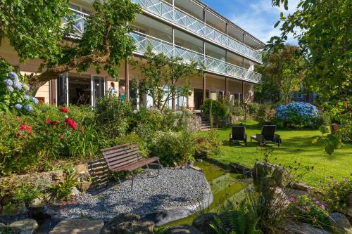 Les Rocquettes Hotel - image 3