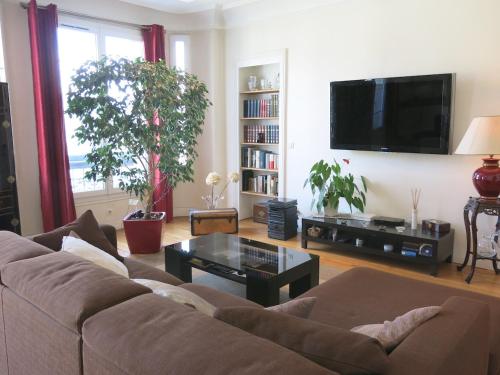 Appartement Les Lilas très proche métro CityCosy photo 3