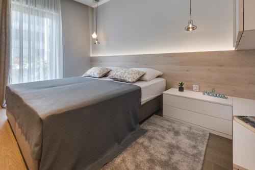 Shell Luxury Residences with Pool and Whirlpool - image 2