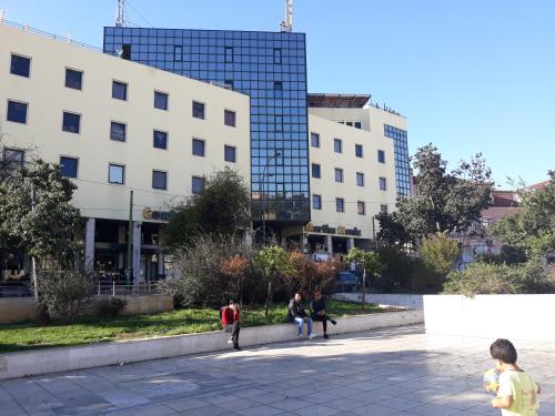 Ameli Rooms - image 10